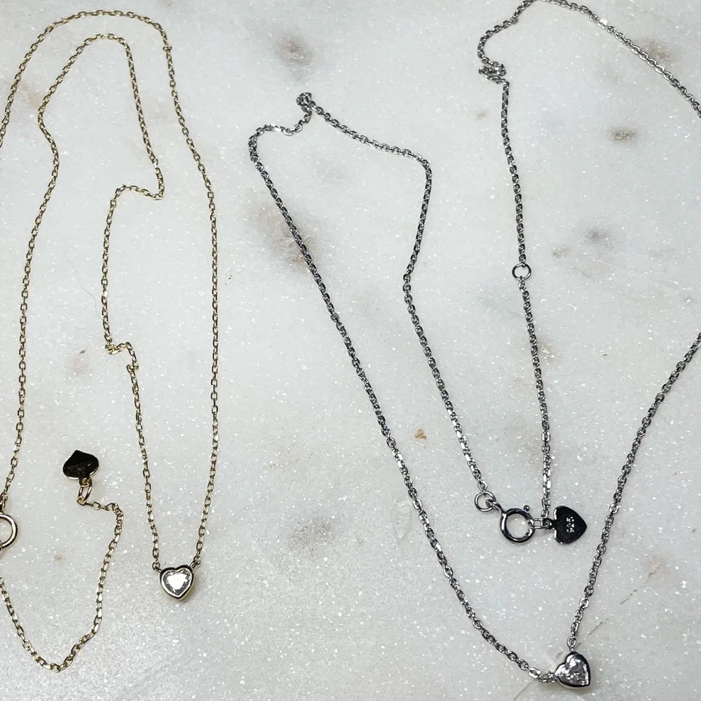 14k Gold Dainty .2ct heart necklace - Picture 3 of 8